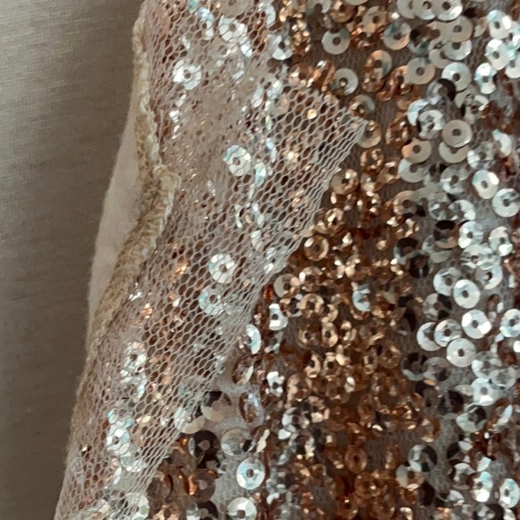 NWT Oliver Gold Sequin Topper. MP Holiday Sparkle! - Picture 8 of 11